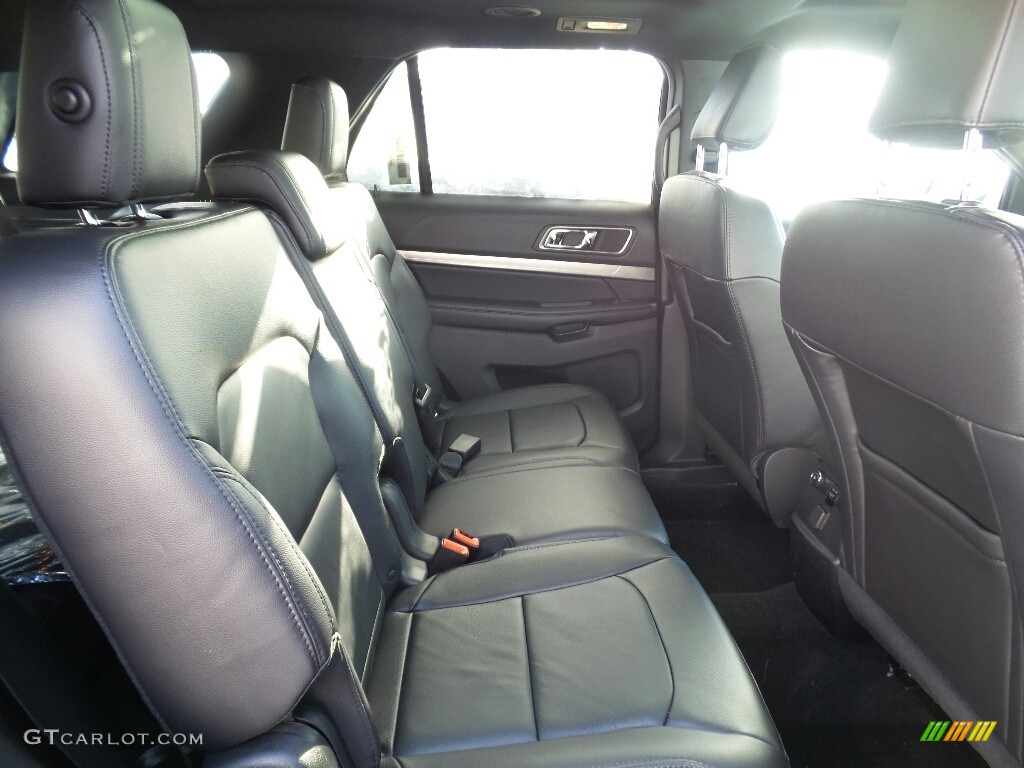 2018 Explorer XLT 4WD - Blue Metallic / Ebony Black photo #6