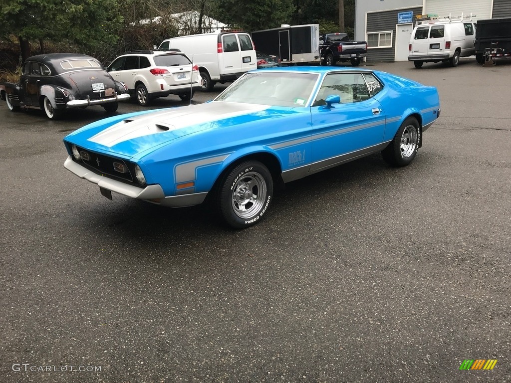 Grabber Blue 1972 Ford Mustang Mach 1 Coupe Exterior Photo #124689834