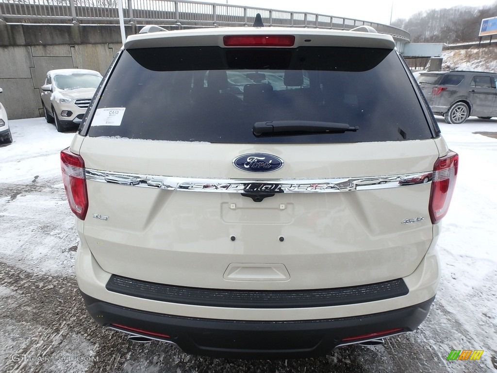 2018 Explorer XLT 4WD - Platinum Dune / Ebony Black photo #4