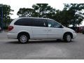 Stone White - Town & Country LXi Photo No. 42