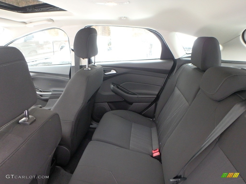 Charcoal Black Interior 2018 Ford Focus SEL Hatch Photo #124692528