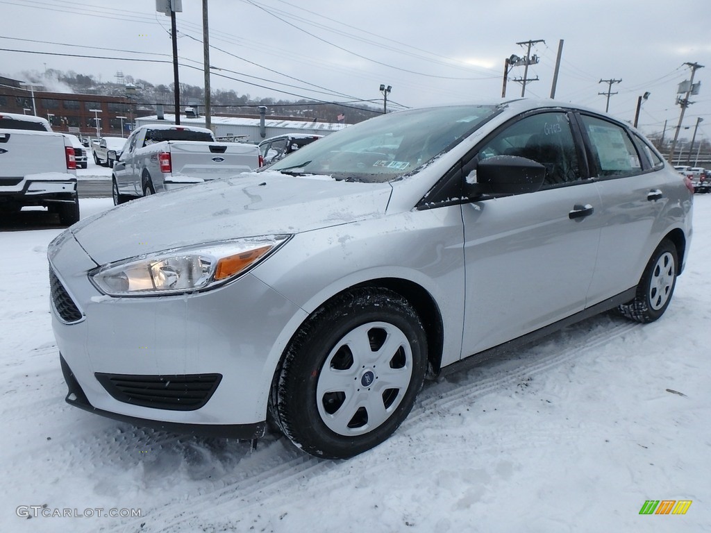Ingot Silver 2018 Ford Focus S Sedan Exterior Photo #124692969