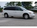 Stone White - Town & Country LXi Photo No. 46