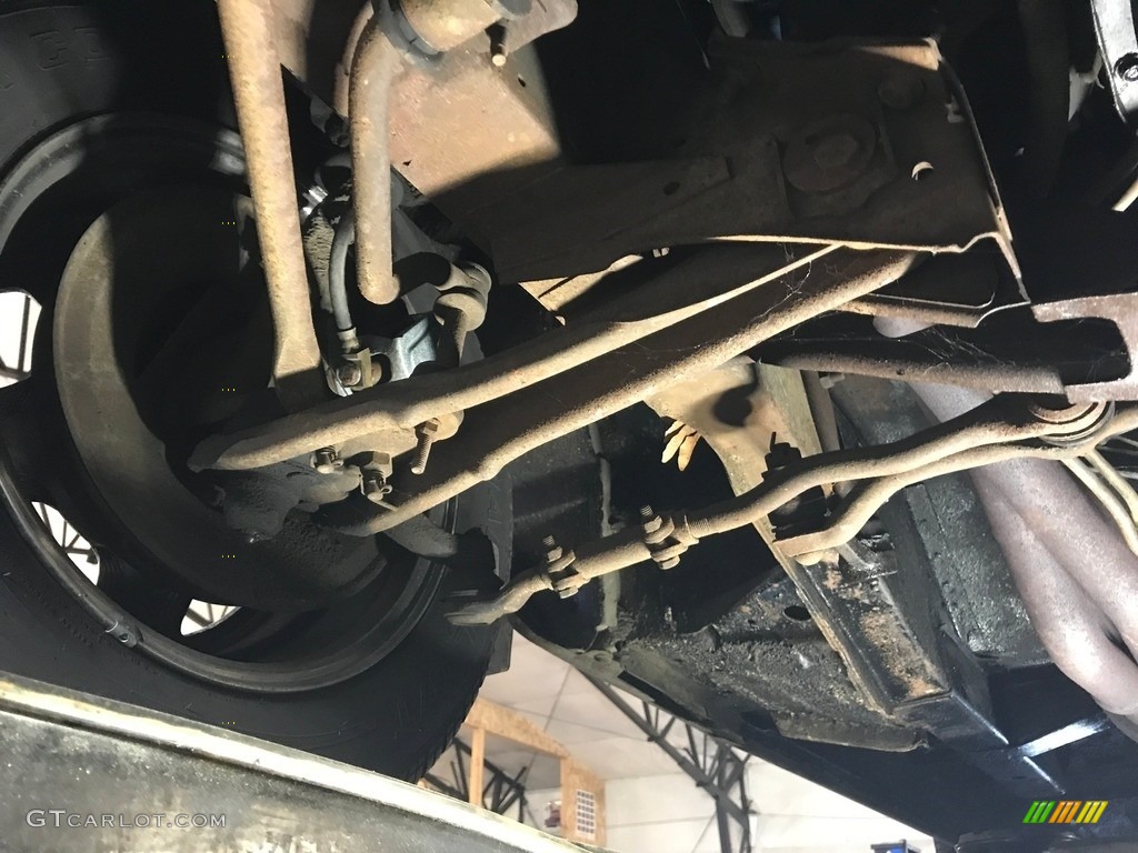 1972 Ford Mustang Mach 1 Coupe Undercarriage Photo #124693410