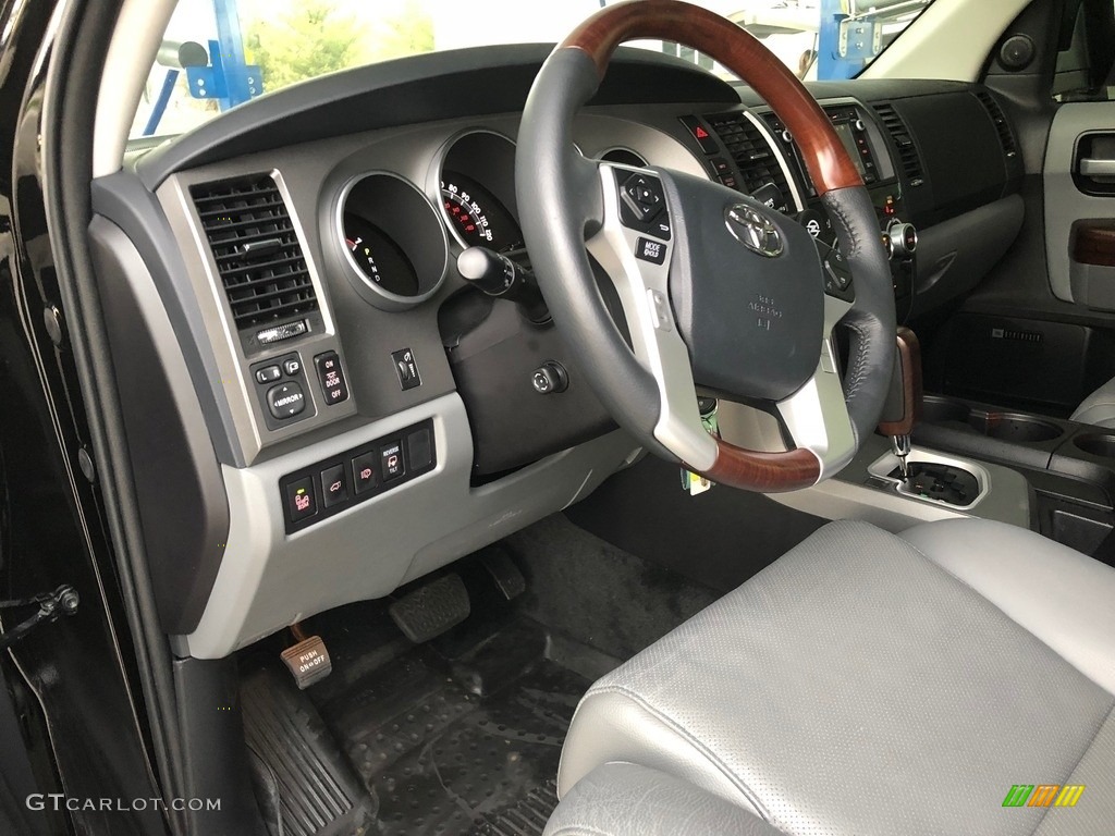 2017 Toyota Sequoia Platinum 4x4 Steering Wheel Photos