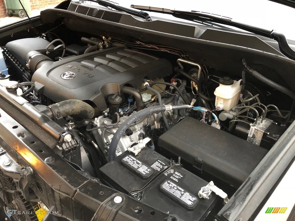 2017 Toyota Sequoia Platinum 4x4 5.7 Liter i-Force DOHC 32-Valve VVT-i V8 Engine Photo #124698414