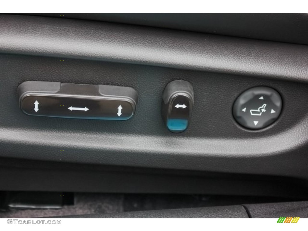 2018 Acura RLX Technology Controls Photo #124698999