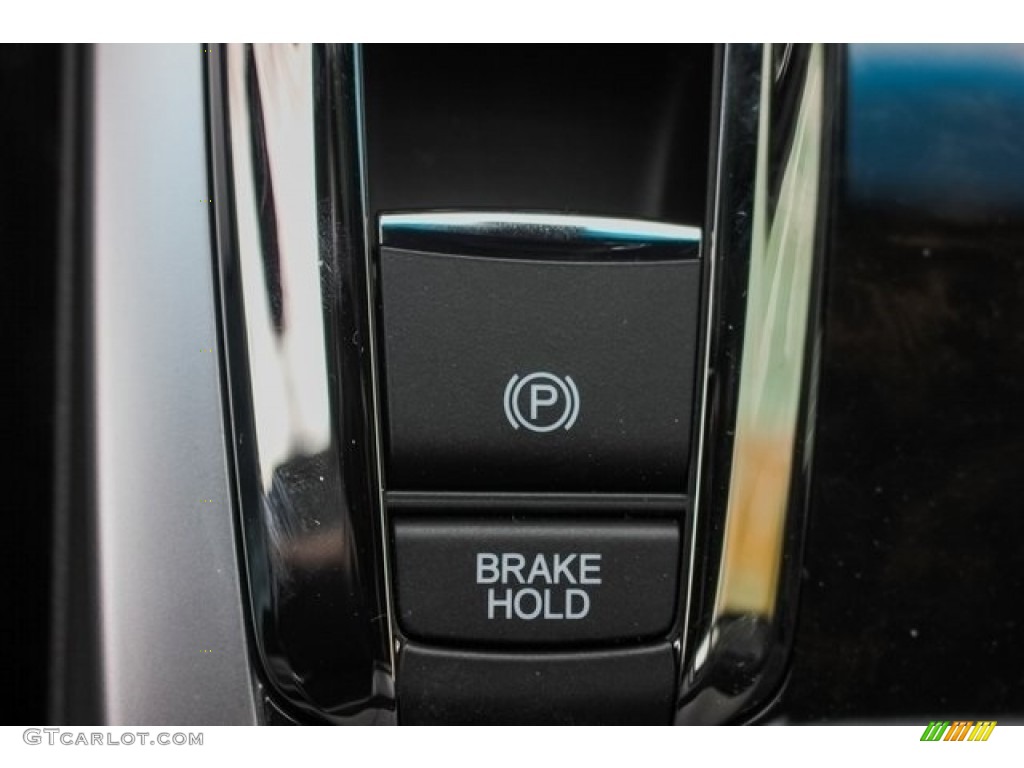 2018 Acura RLX Technology Controls Photo #124699062