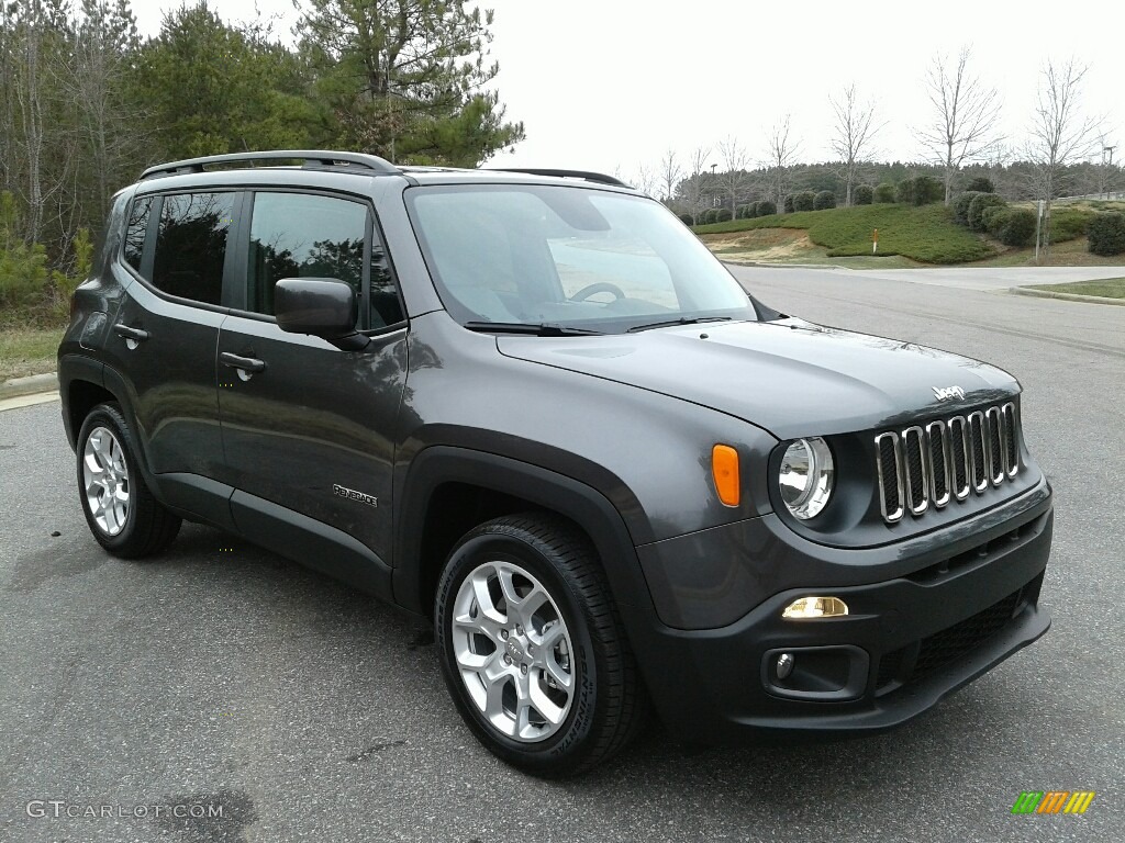 2017 Renegade Latitude - Granite Crystal Metallic / Black photo #4