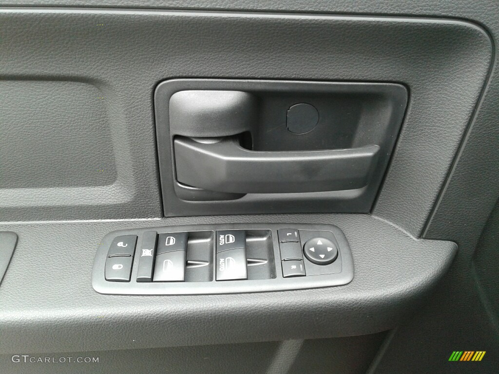 2018 2500 Tradesman Crew Cab 4x4 - Flame Red / Black/Diesel Gray photo #9