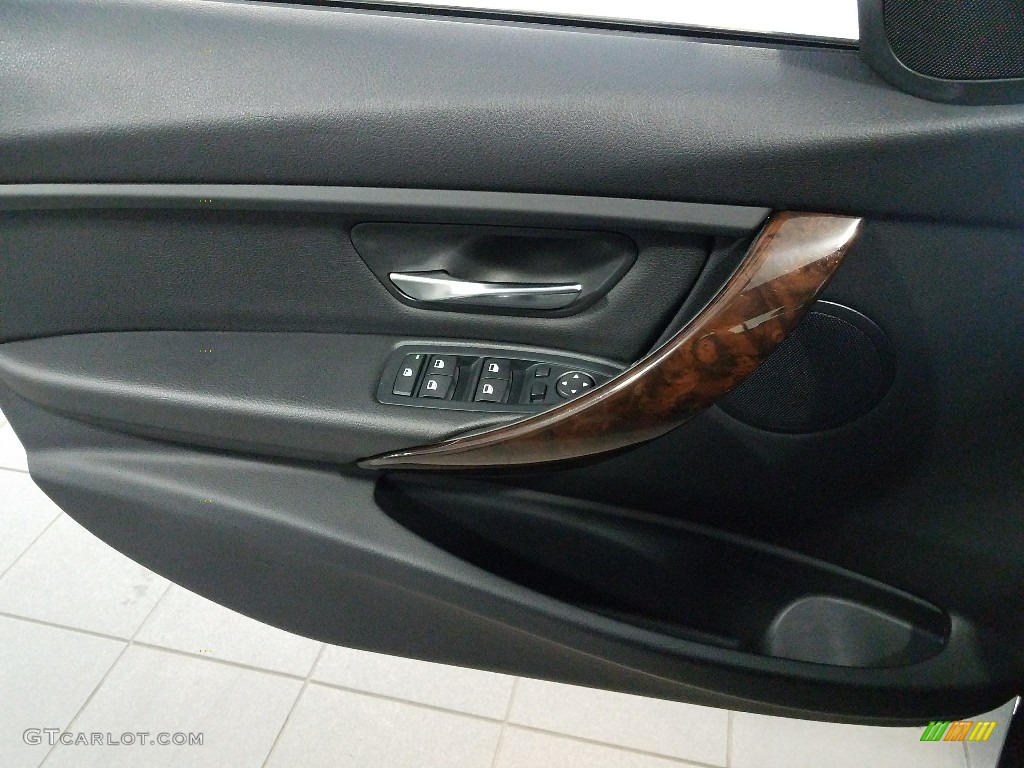 2015 3 Series 328i xDrive Sedan - Black Sapphire Metallic / Black photo #24