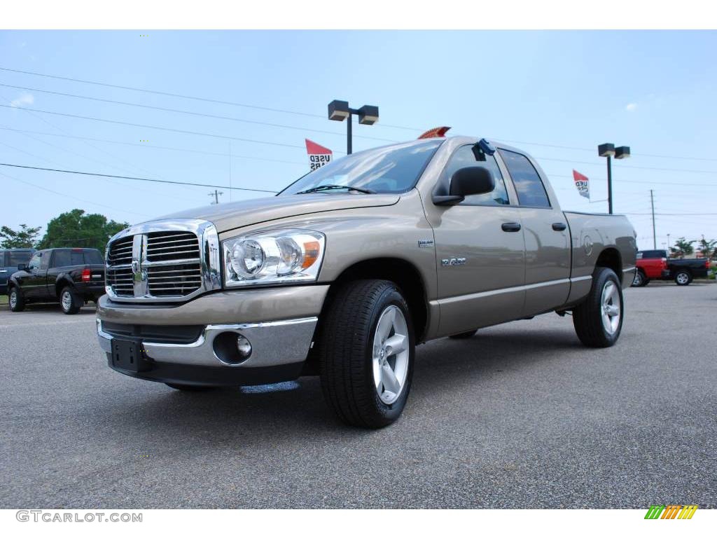 2008 Ram 1500 Big Horn Edition Quad Cab - Light Khaki Metallic / Khaki photo #23