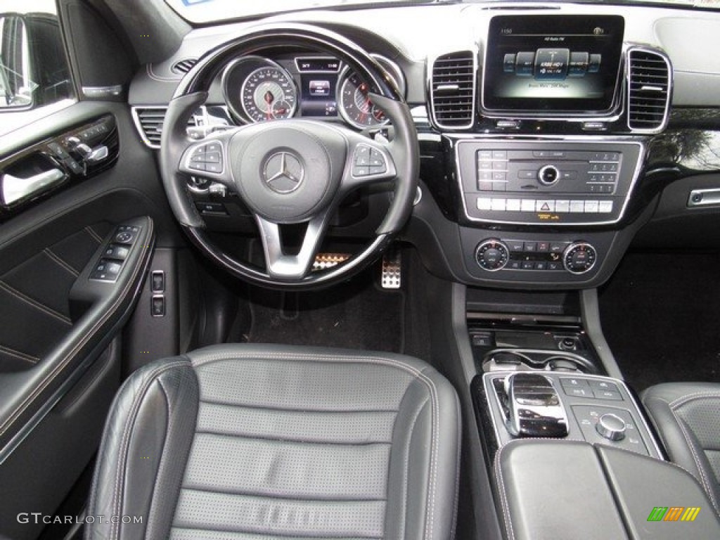 2017 Mercedes-Benz GLS 63 AMG 4Matic Dashboard Photos