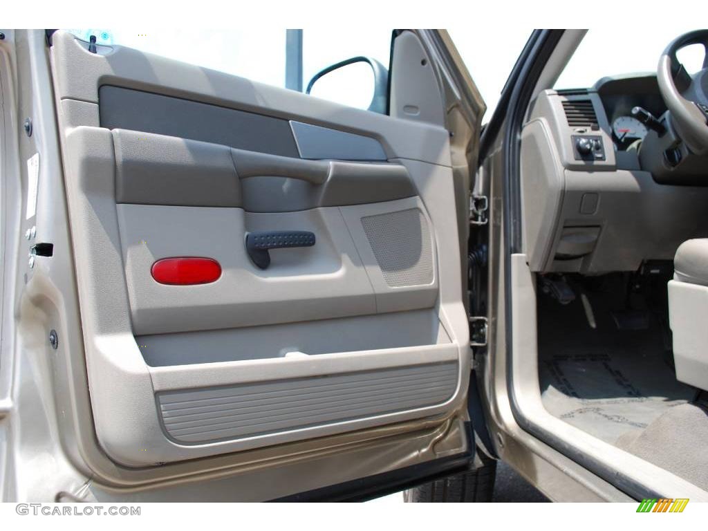 2008 Ram 1500 Big Horn Edition Quad Cab - Light Khaki Metallic / Khaki photo #25