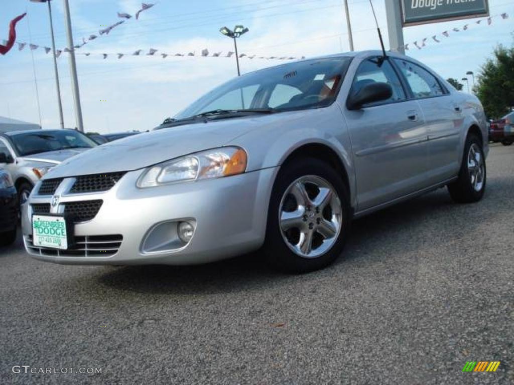 2004 Stratus ES Sedan - Bright Silver Metallic / Dark Slate Gray photo #1