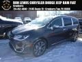 Granite Crystal Metallic 2018 Chrysler Pacifica Limited