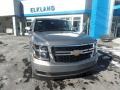 Pepperdust Metallic - Suburban LS 4WD Photo No. 2