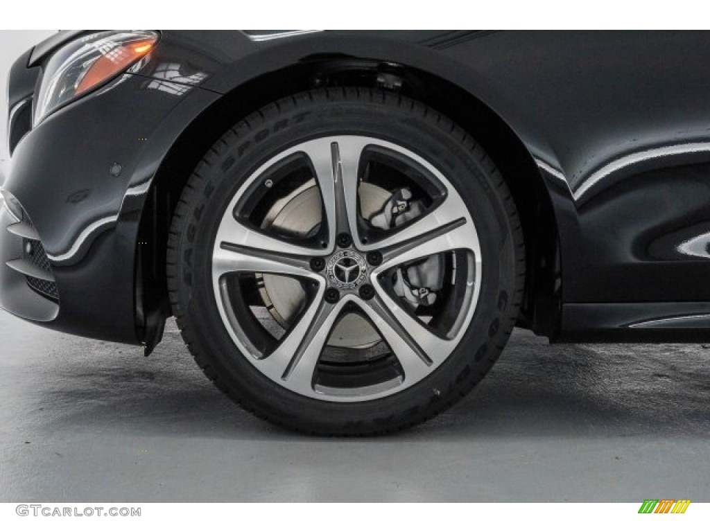 2018 E 300 Sedan - Black / Black photo #9