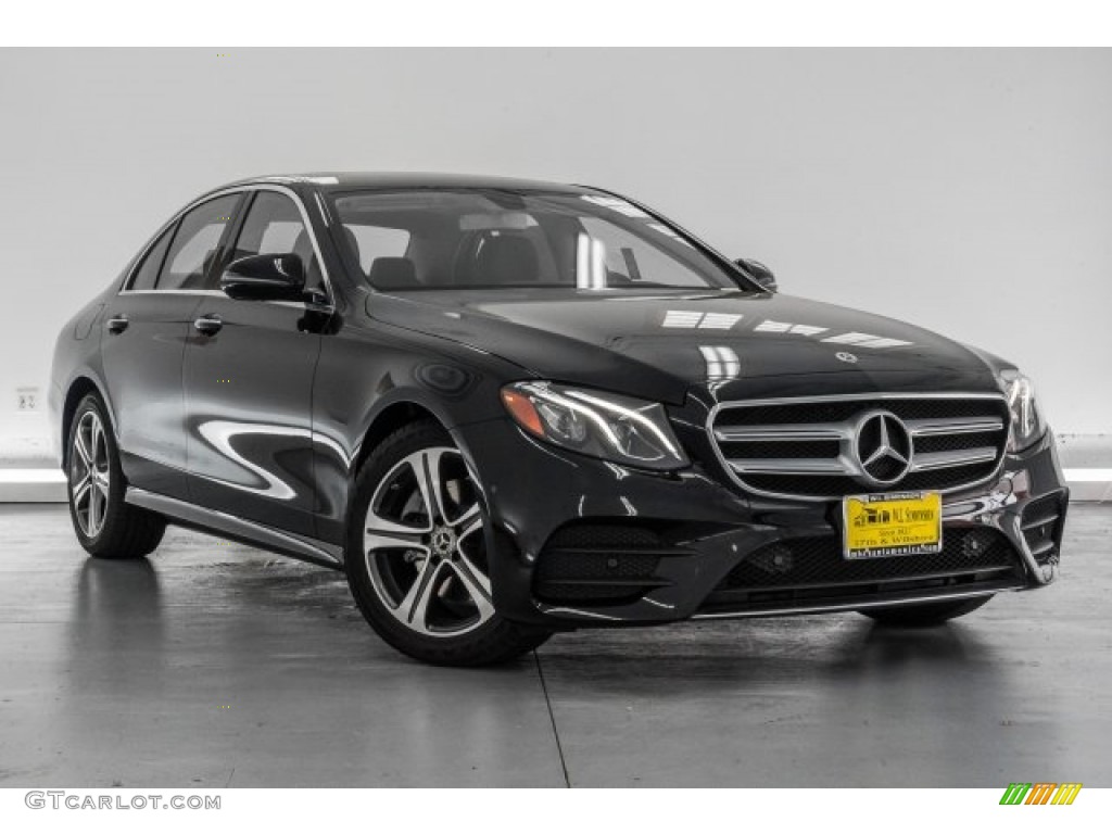 2018 E 300 Sedan - Black / Black photo #12