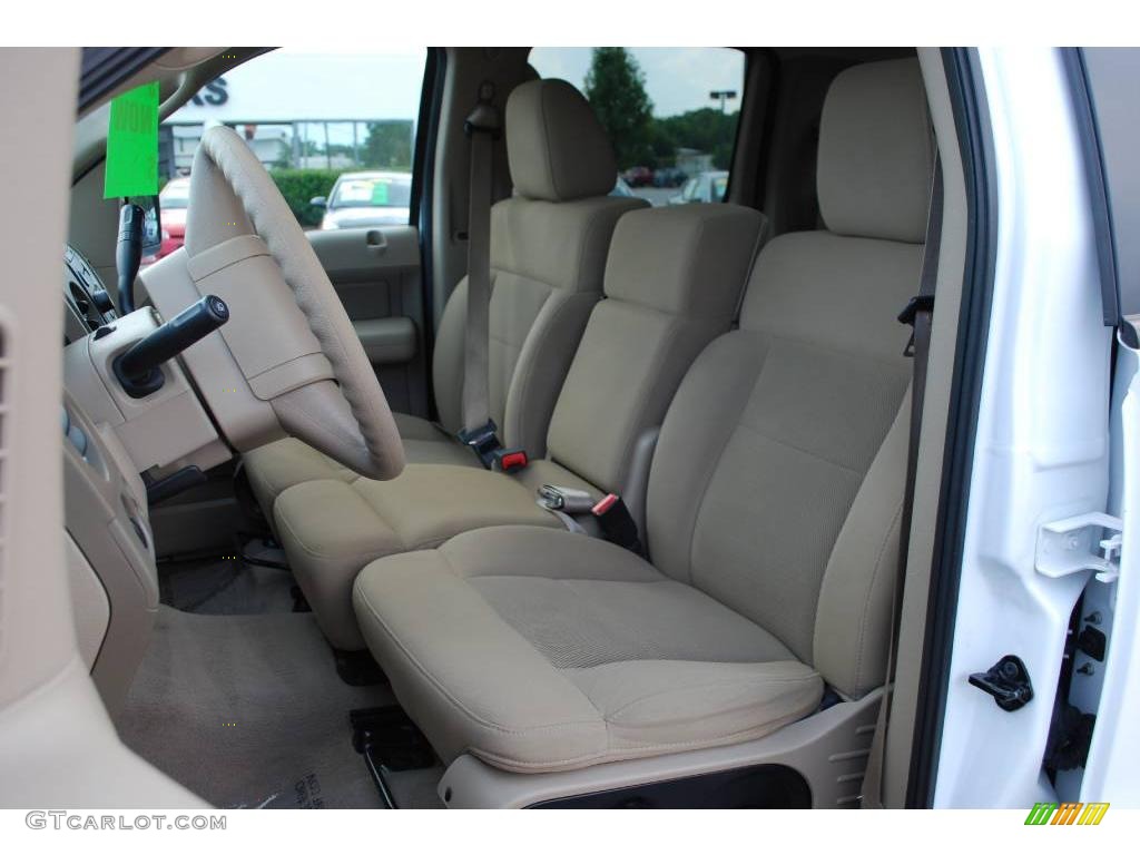 2005 F150 XLT SuperCrew - Oxford White / Tan photo #7