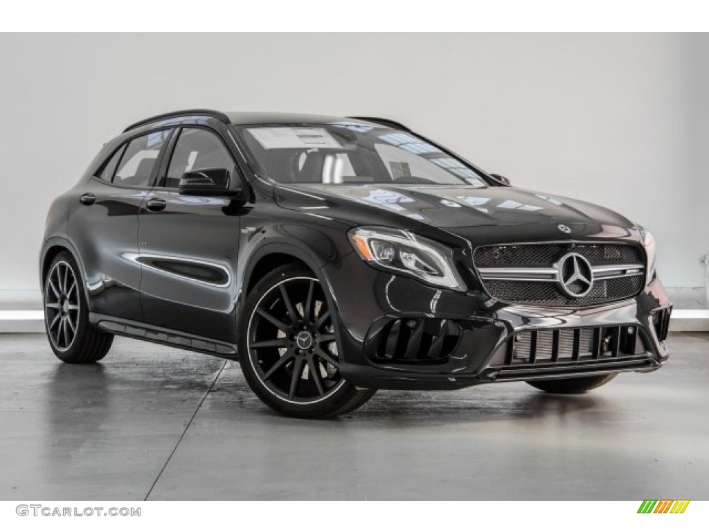 2018 GLA AMG 45 4Matic - Cosmos Black Metallic / Black photo #12