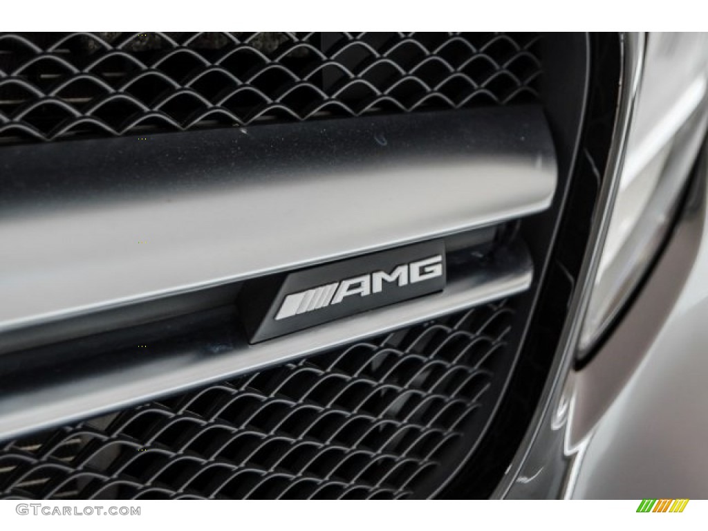 2018 Mercedes-Benz GLA AMG 45 4Matic Marks and Logos Photo #124722868