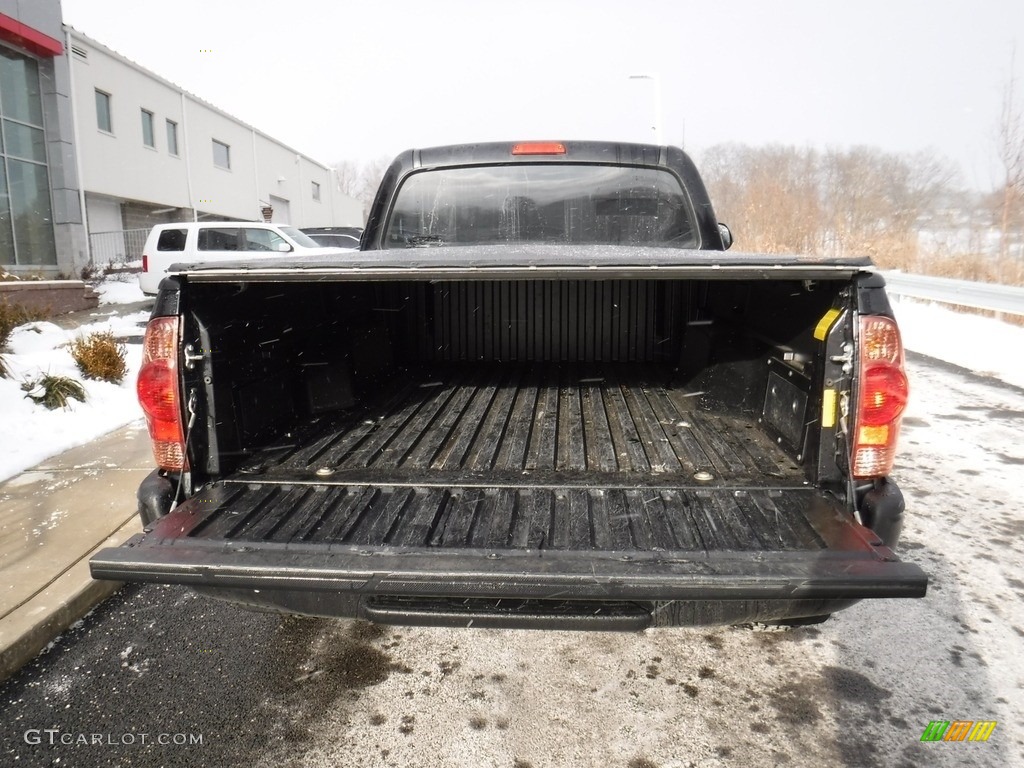 2012 Tacoma Regular Cab 4x4 - Black / Graphite photo #13