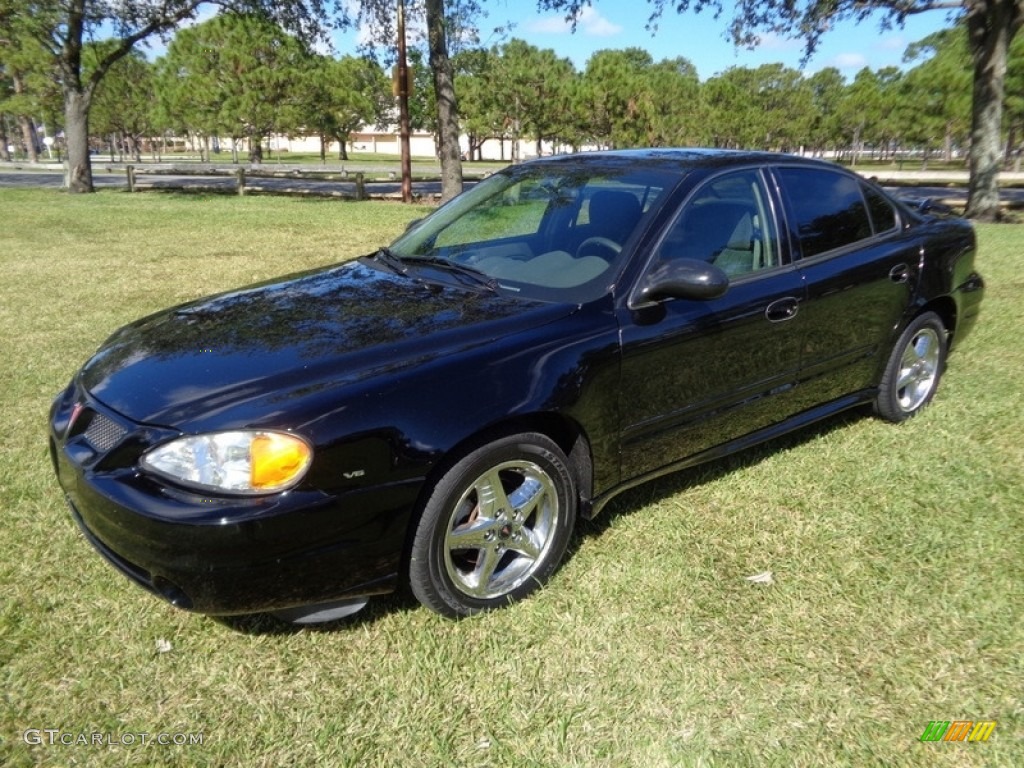 Black Pontiac Grand Am