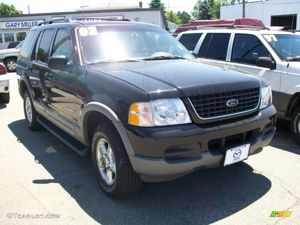 2002 Explorer XLT 4x4 - Black Clearcoat / Medium Parchment photo #7