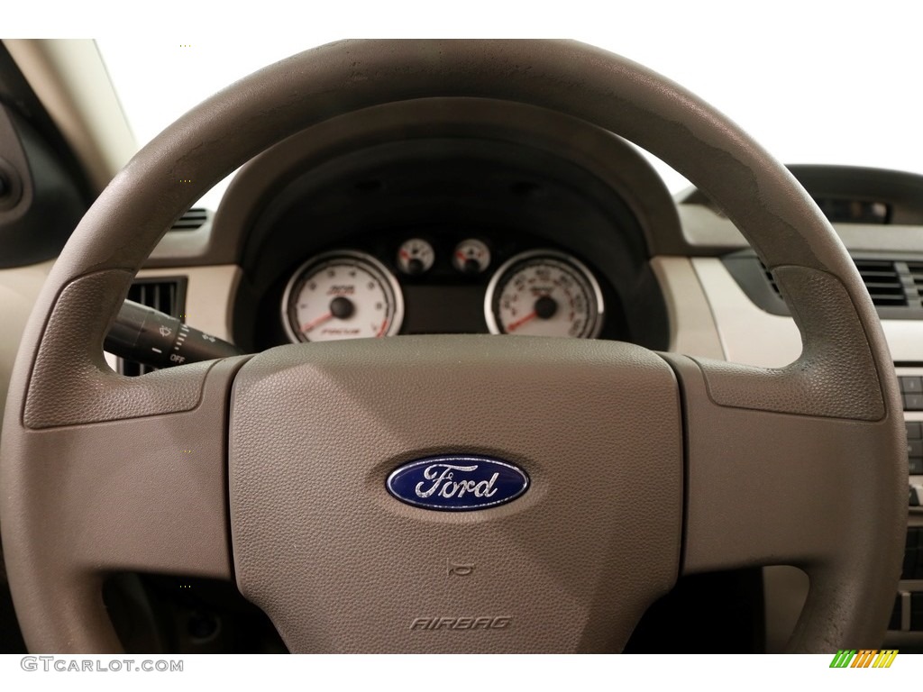 2009 Focus SE Sedan - Amber Gold Metallic / Medium Stone photo #6