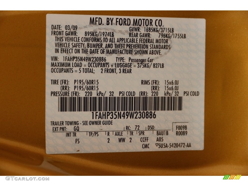 2009 Focus SE Sedan - Amber Gold Metallic / Medium Stone photo #18