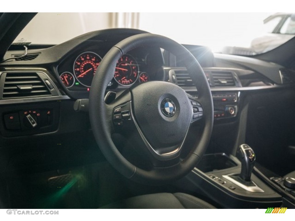 2018 3 Series 330i Sedan - Alpine White / Black photo #5