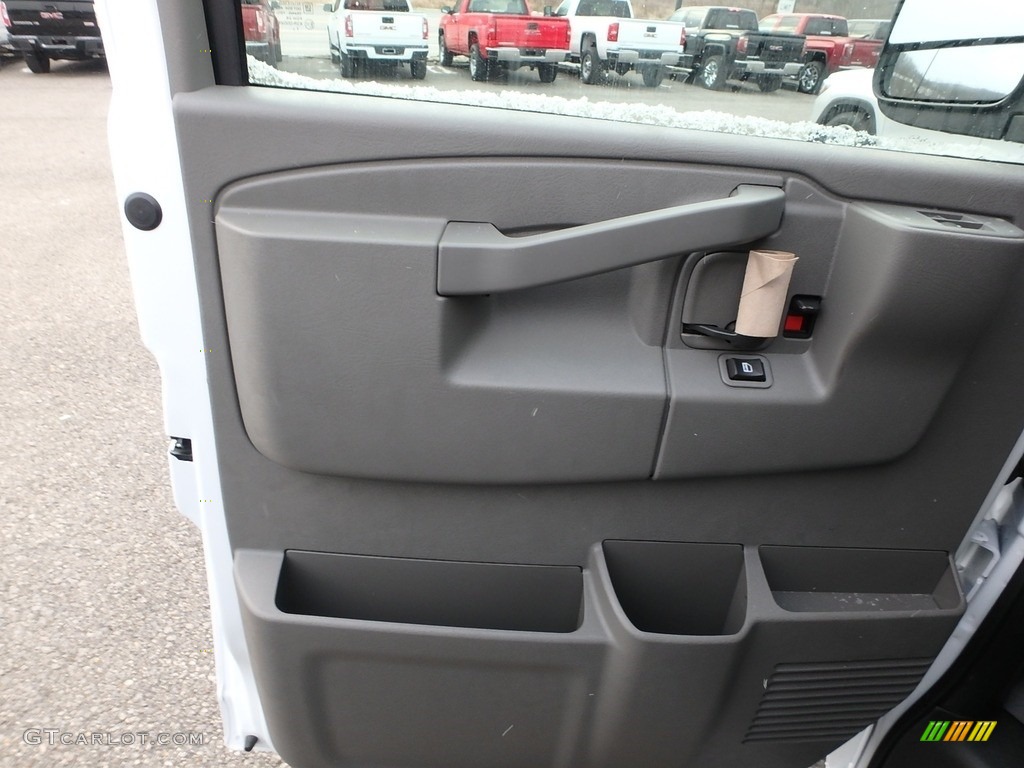 2018 GMC Savana Van 2500 Cargo Medium Pewter Door Panel Photo #124730797