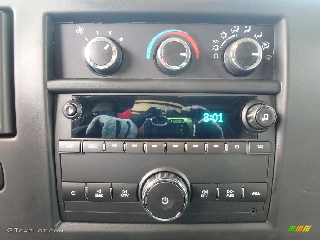 2018 GMC Savana Van 2500 Cargo Controls Photo #124730851