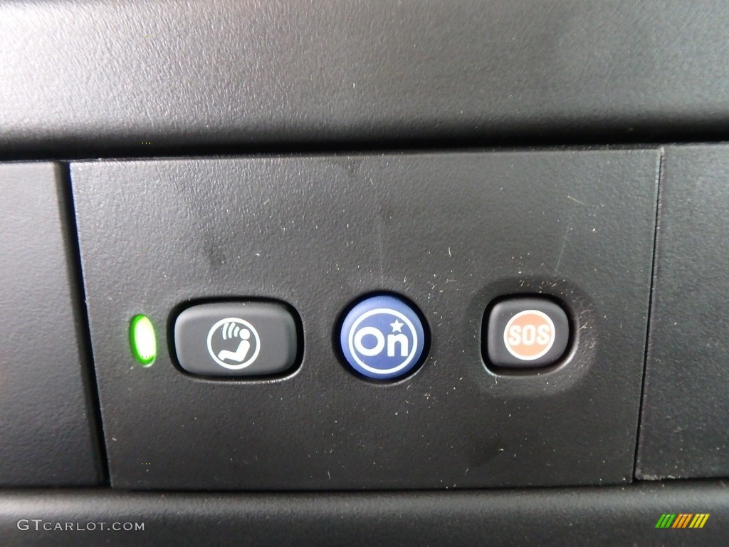 2018 GMC Savana Van 2500 Cargo Controls Photo #124730883