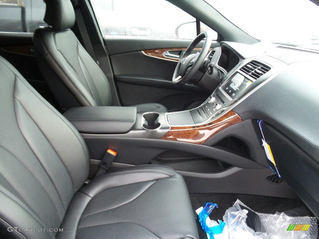 2018 Lincoln MKX Reserve AWD Front Seat Photo #124736252
