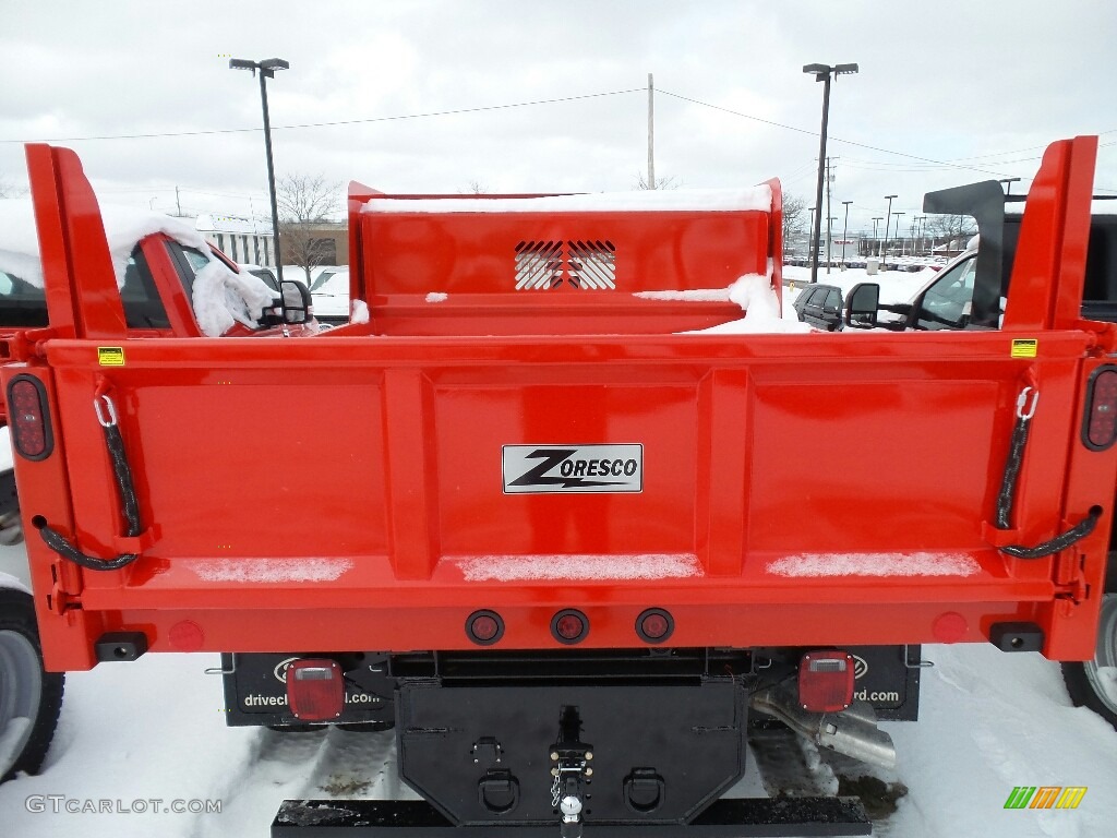 2017 F550 Super Duty XL Regular Cab 4x4 Dump Truck - Race Red / Medium Earth Gray photo #4