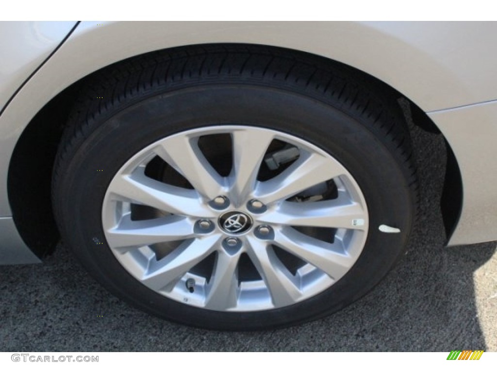 2018 Camry LE - Celestial Silver Metallic / Ash photo #5