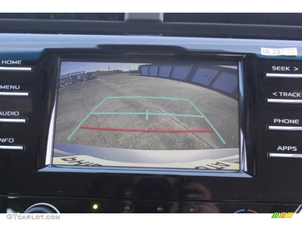 2018 Camry LE - Celestial Silver Metallic / Ash photo #14