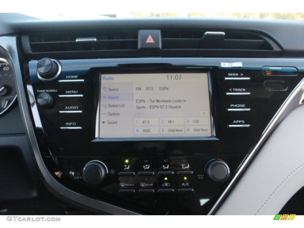 2018 Camry LE - Celestial Silver Metallic / Ash photo #15