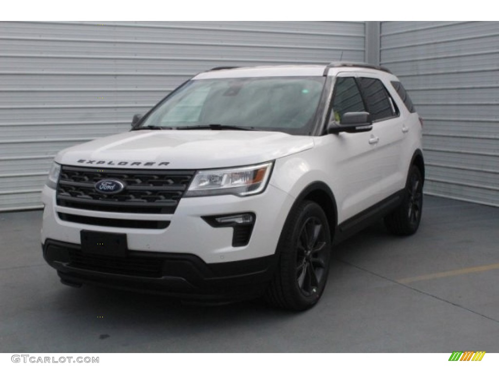 2018 Explorer XLT - White Platinum / Ebony Black photo #3