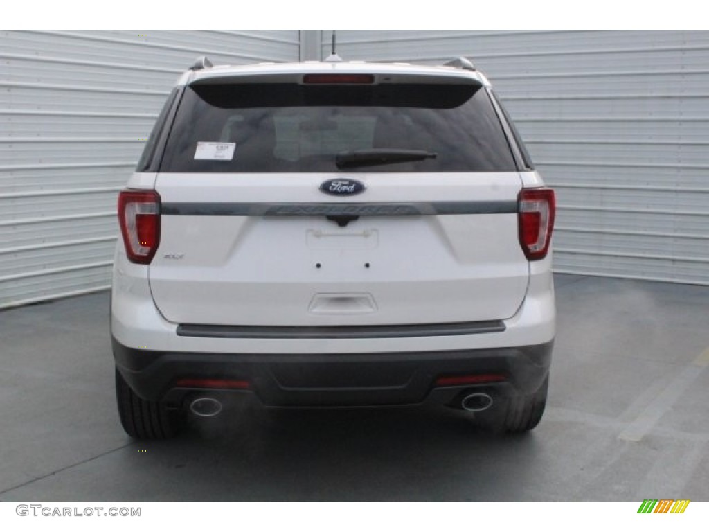 2018 Explorer XLT - White Platinum / Ebony Black photo #8