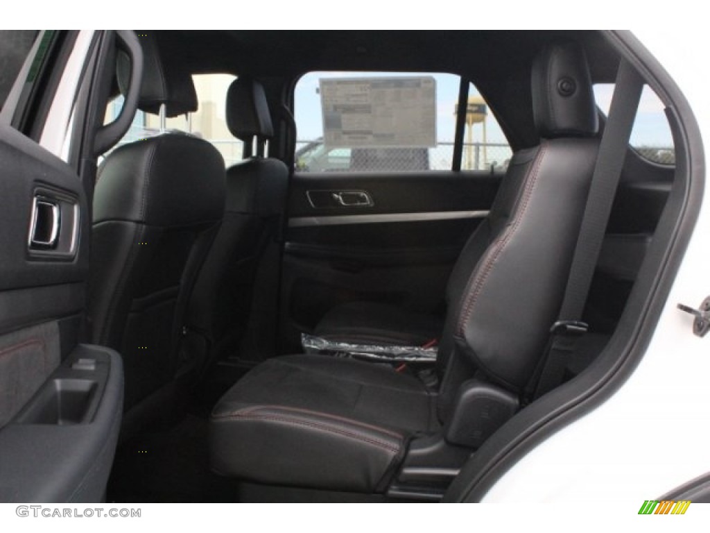 2018 Explorer XLT - White Platinum / Ebony Black photo #26