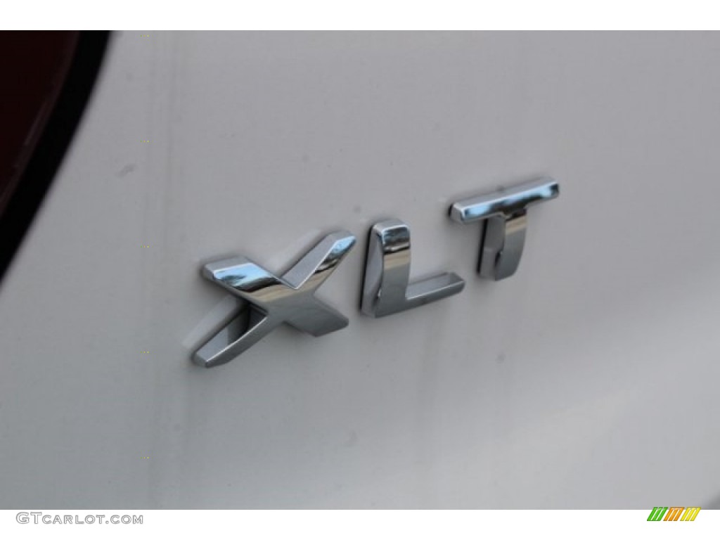 2018 Explorer XLT - White Platinum / Ebony Black photo #37