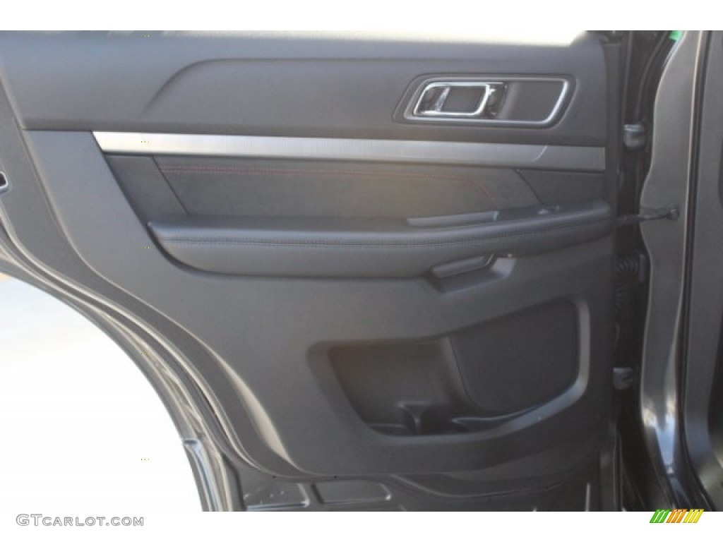 2018 Explorer XLT - Magnetic Metallic / Ebony Black photo #21