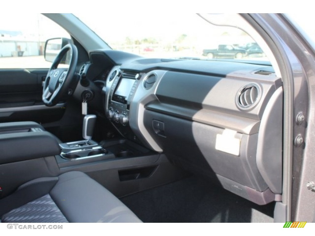 2018 Tundra TSS CrewMax - Magnetic Gray Metallic / Graphite photo #33