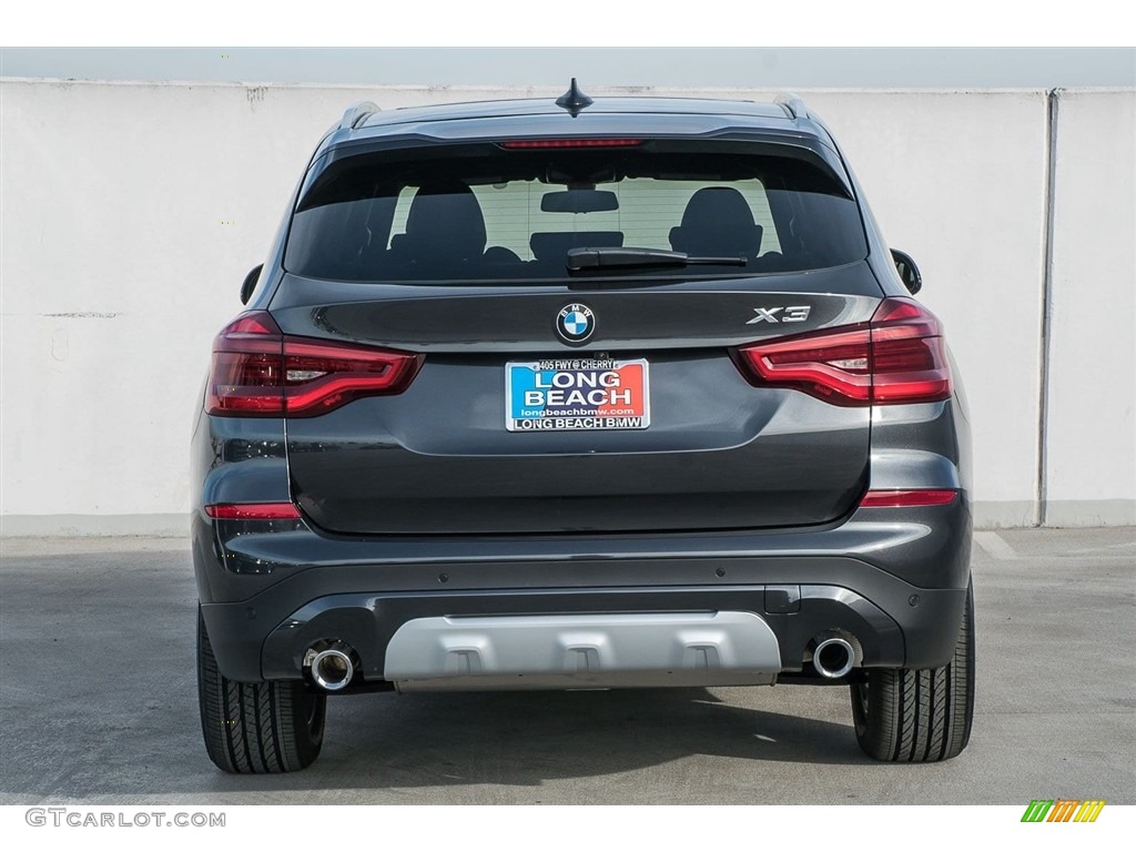 2018 X3 xDrive30i - Dark Graphite Metallic / Black photo #4