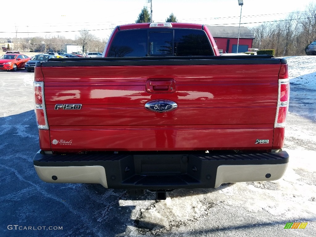 2010 F150 Lariat SuperCab 4x4 - Red Candy Metallic / Black photo #4