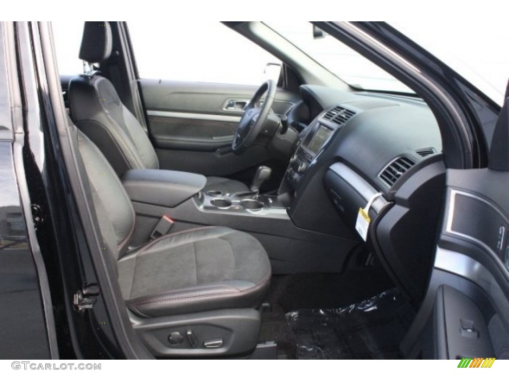 2018 Explorer XLT - Shadow Black / Ebony Black photo #29