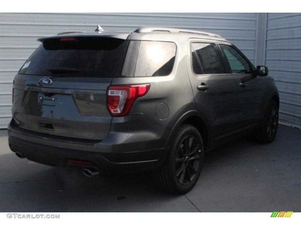 2018 Explorer XLT - Magnetic Metallic / Ebony Black photo #9